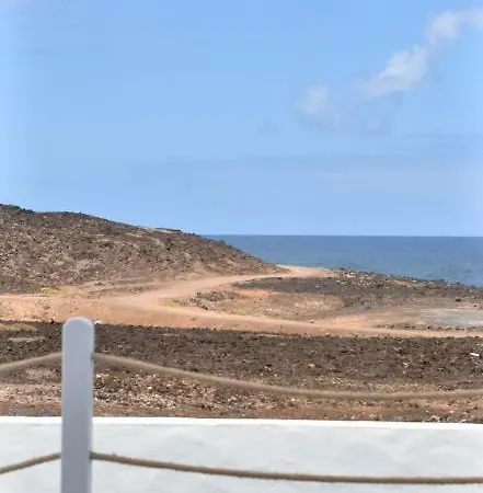 Casa Lajares بيت للعطل *